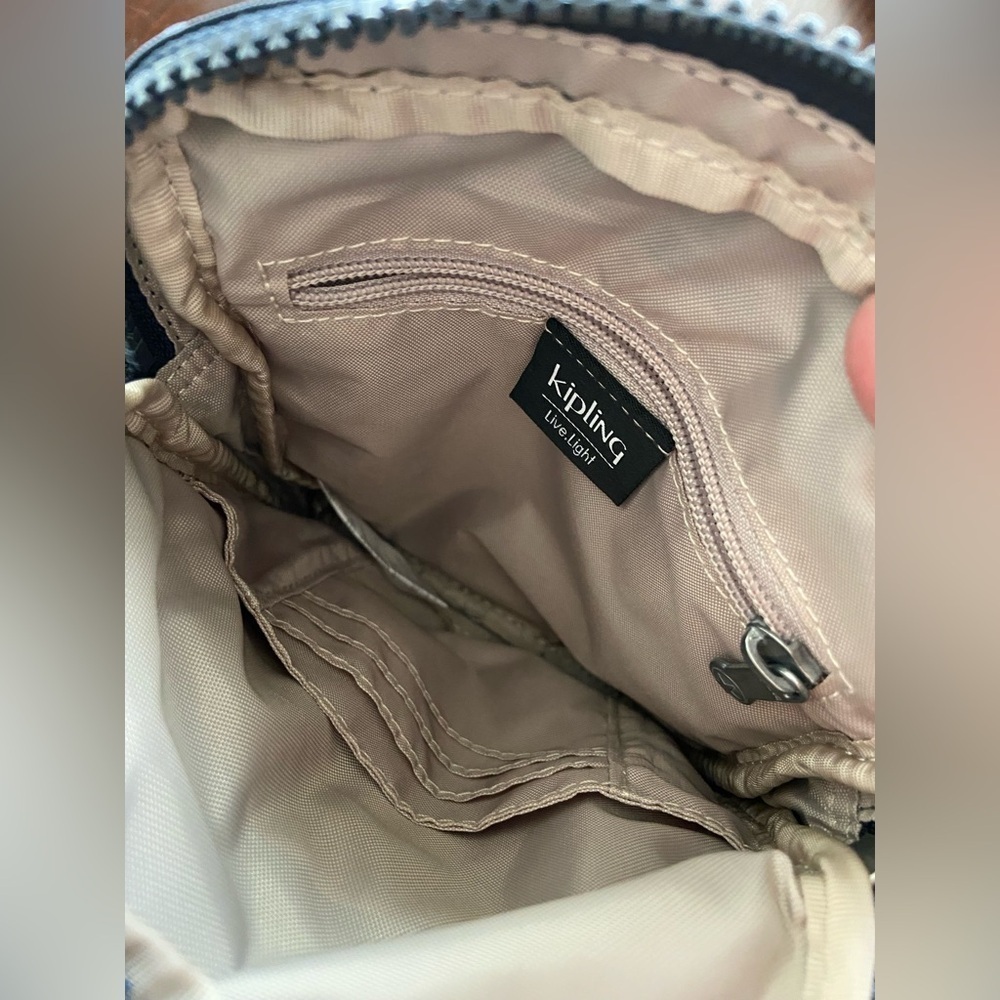 Kipling Essyla Crossbody Bag Zip Front & Top Blue Grey - Picture 4 of 9